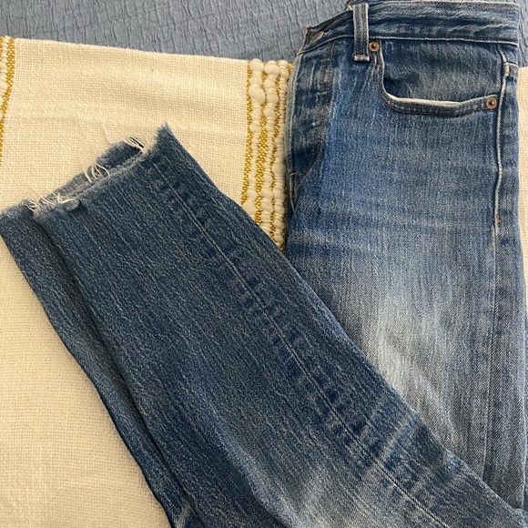 Levi’s 501 wedgie style- blue wash- size 27 - Picture 3 of 3